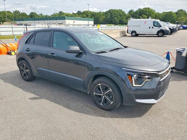 2025 KIA NIRO LX — Passenger 3/4