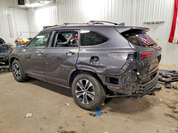 2021 TOYOTA HIGHLANDER