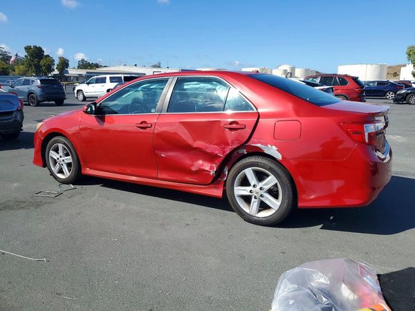 2012 TOYOTA CAMRY