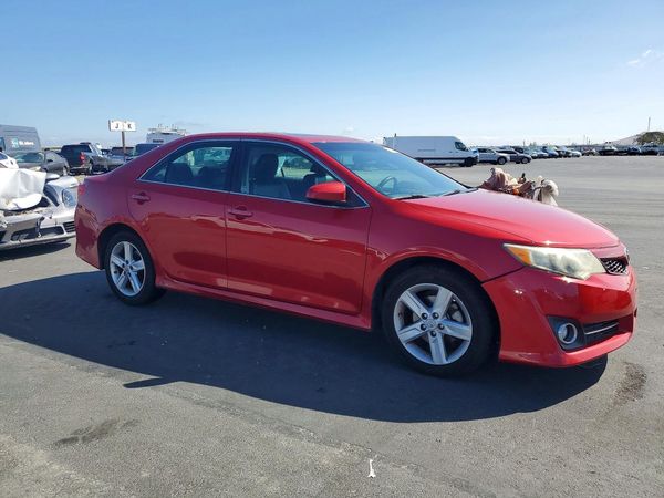 2012 TOYOTA CAMRY