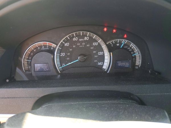 2012 TOYOTA CAMRY
