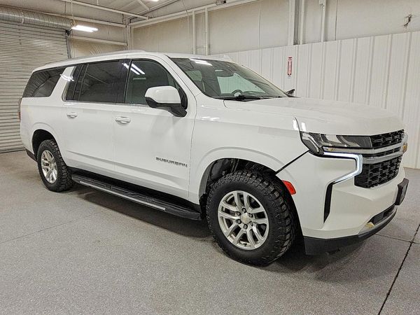 2021 CHEVROLET SUBURBAN LS — Passenger 3/4