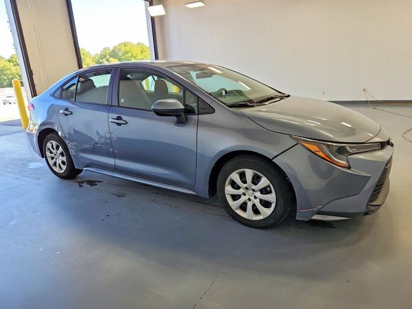 2024 TOYOTA COROLLA — Passenger 3/4