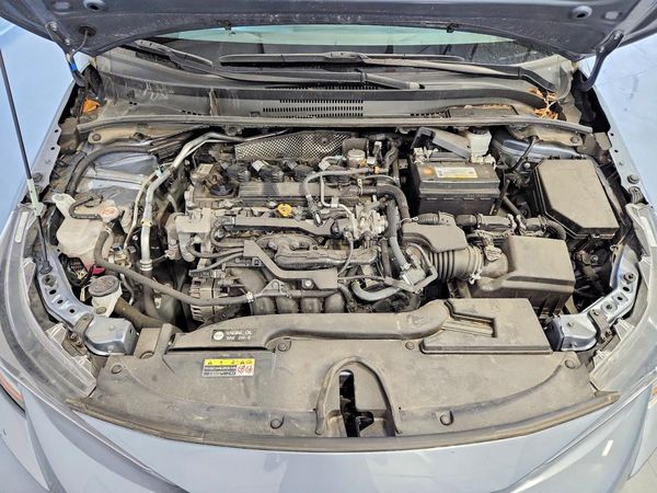 2024 TOYOTA COROLLA — Engine bay