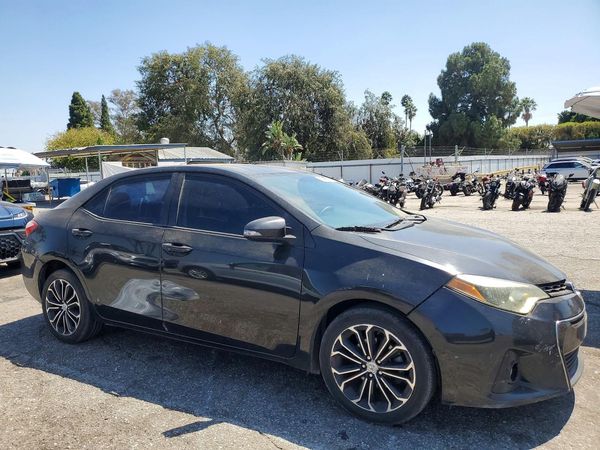 2014 TOYOTA COROLLA