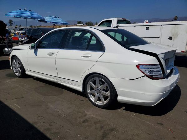 2014 MERCEDES-BENZ C