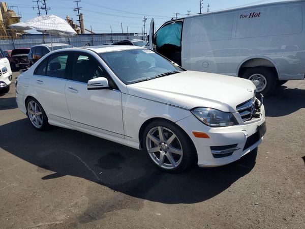 2014 MERCEDES-BENZ C