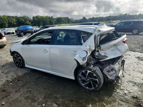 2018 TOYOTA COROLLA