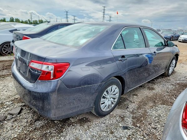 2013 TOYOTA CAMRY