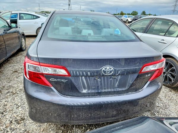 2013 TOYOTA CAMRY