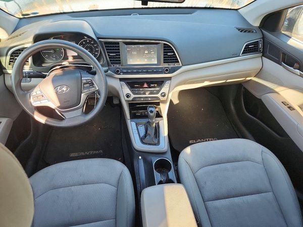 2017 HYUNDAI ELANTRA