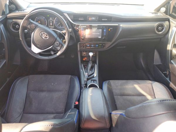 2017 TOYOTA COROLLA