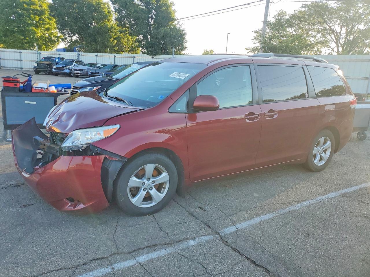 2014 TOYOTA SIENNA