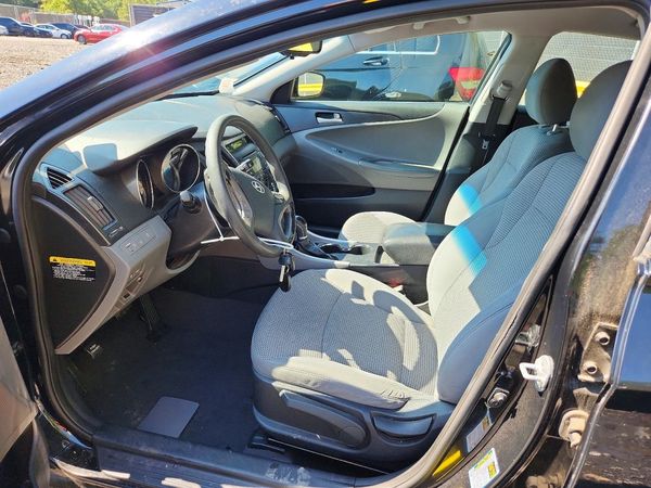2013 HYUNDAI SONATA GLS/ GLS Popular