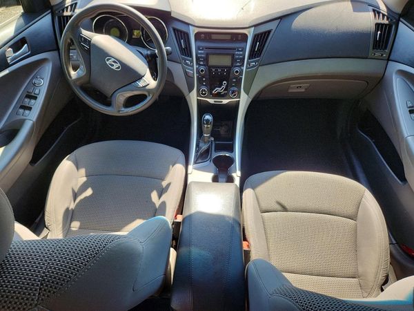 2013 HYUNDAI SONATA GLS/ GLS Popular