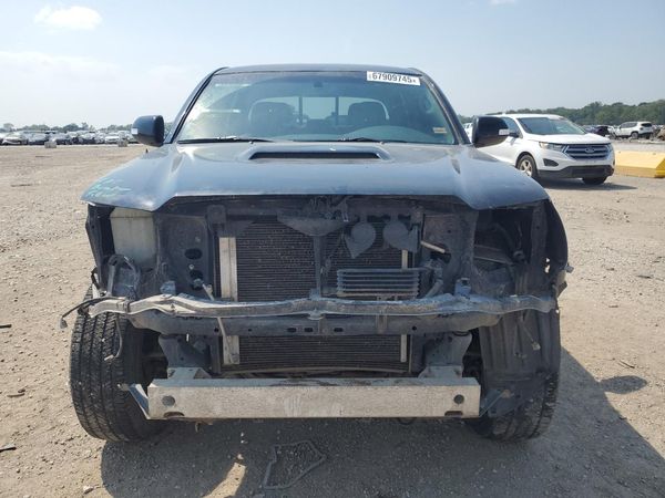 2015 TOYOTA TACOMA