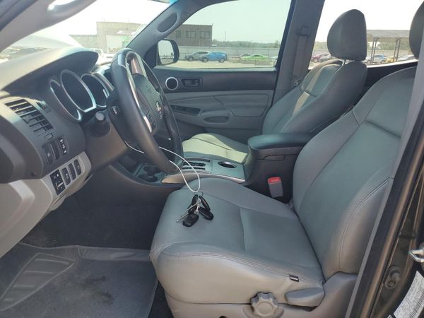 2015 TOYOTA TACOMA