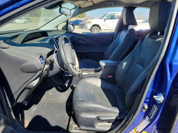 2016 TOYOTA PRIUS