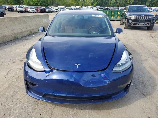 2018 TESLA MODEL 3