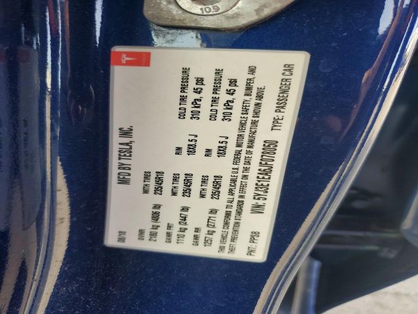 2018 TESLA MODEL 3