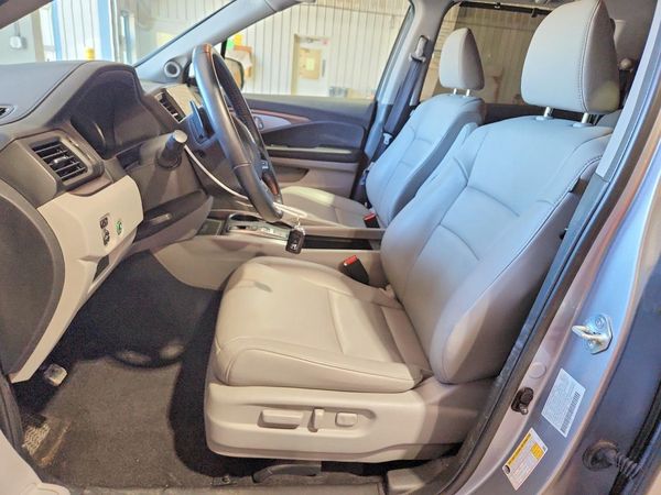 2022 HONDA PILOT SE
