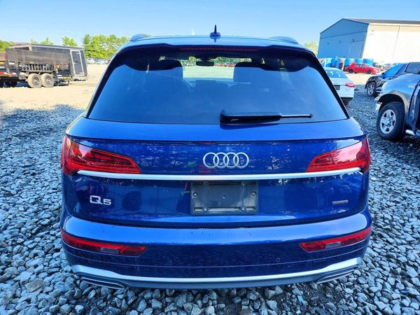 2022 AUDI Q5