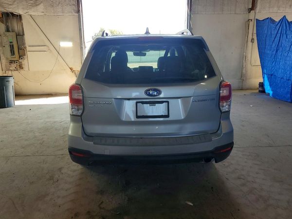 2018 SUBARU FORESTER