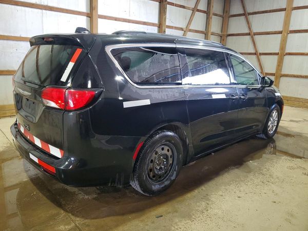 2020 CHRYSLER VOYAGER LXI