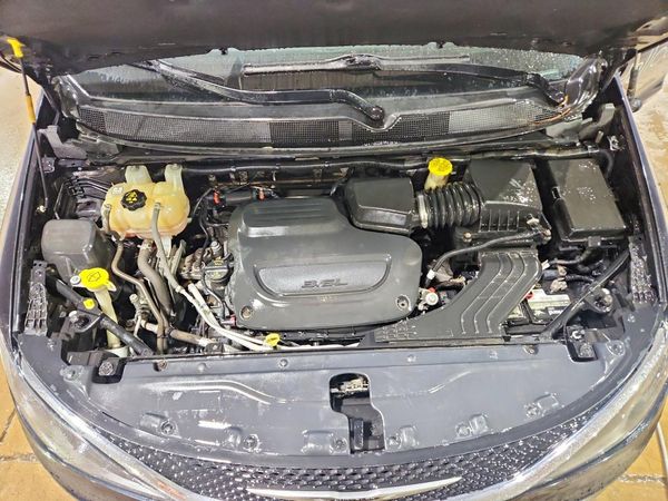 2020 CHRYSLER VOYAGER LXI