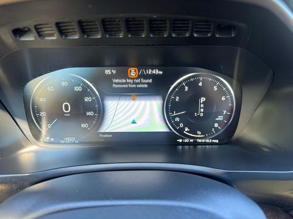 2018 VOLVO XC90