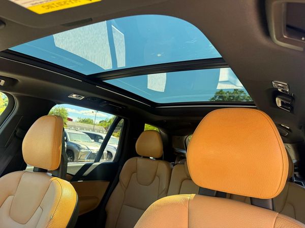 2018 VOLVO XC90