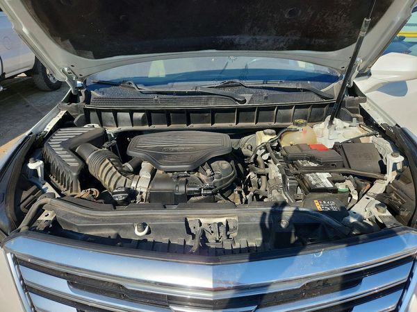 2017 CADILLAC XT5