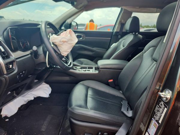 2023 KIA SORENTO
