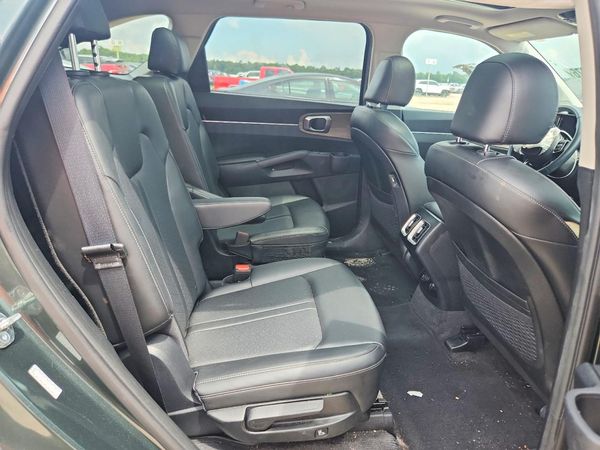 2023 KIA SORENTO