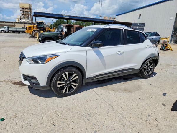 2020 NISSAN KICKS