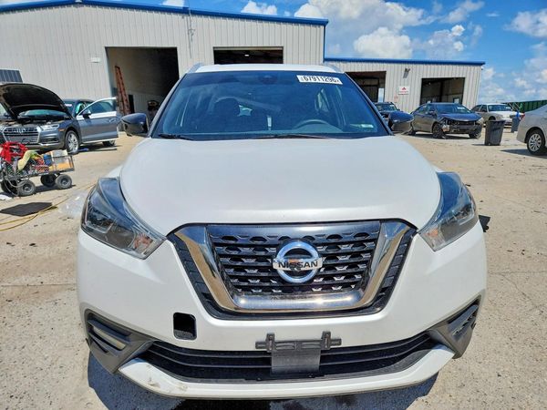 2020 NISSAN KICKS