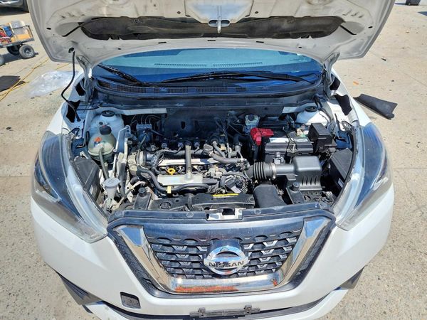 2020 NISSAN KICKS
