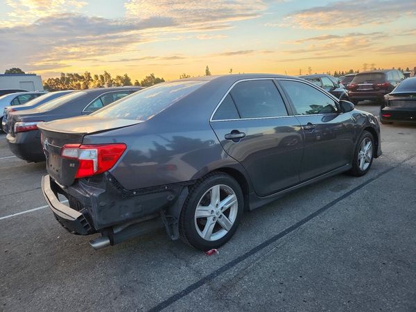 2012 TOYOTA CAMRY