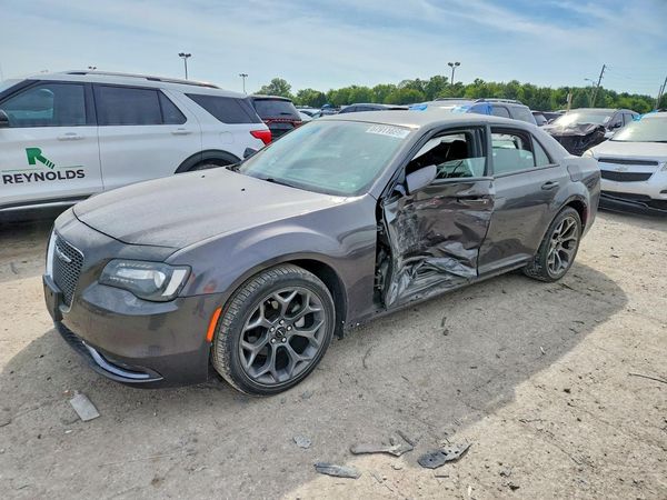 2016 CHRYSLER 300
