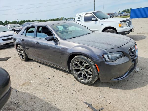 2016 CHRYSLER 300