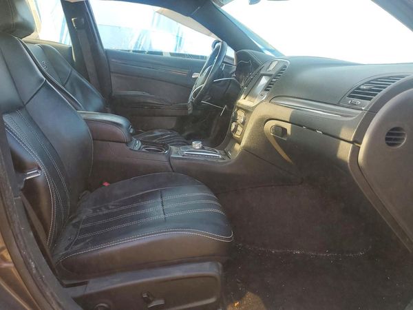 2016 CHRYSLER 300