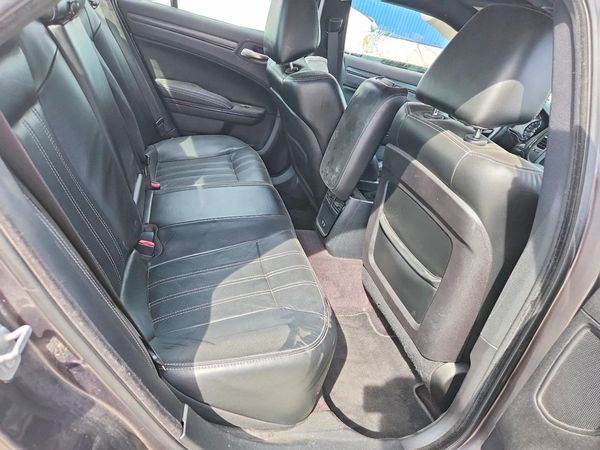 2016 CHRYSLER 300