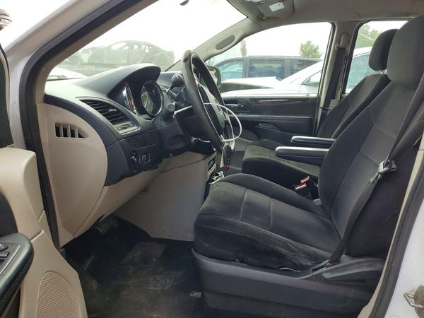 2013 DODGE CARAVAN SE — DENT