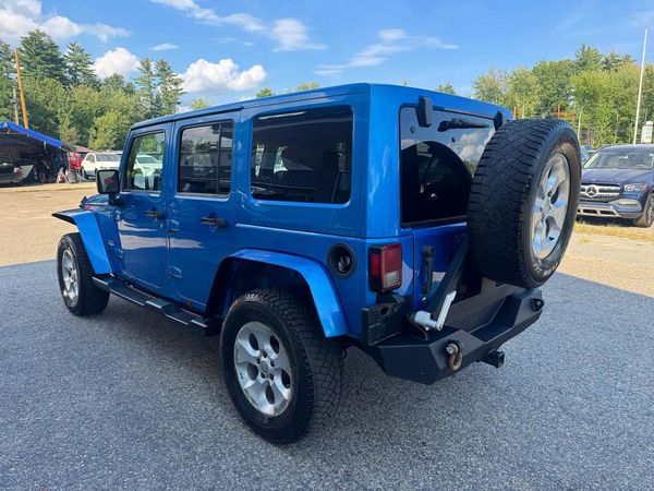 2015 JEEP WRANGLER UNLIMITED SAHARA 4X4