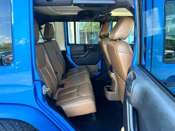 2015 JEEP WRANGLER UNLIMITED SAHARA 4X4