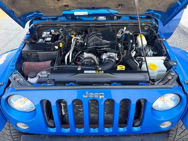 2015 JEEP WRANGLER UNLIMITED SAHARA 4X4