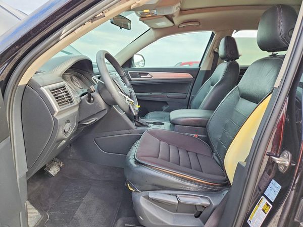 2018 VOLKSWAGEN ATLAS Launch Model