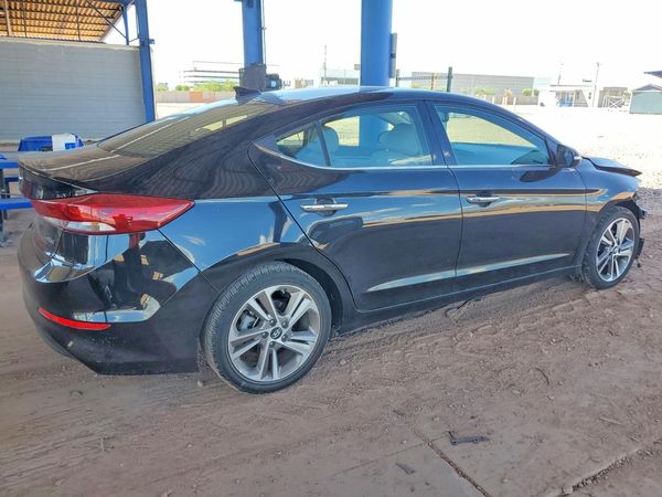 2017 HYUNDAI ELANTRA