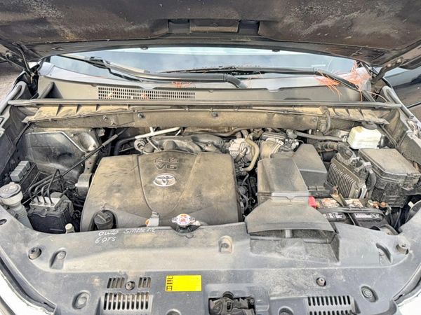 2018 TOYOTA HIGHLANDER LE/LE Plus