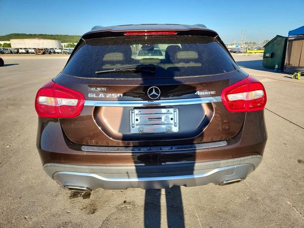 2018 MERCEDES-BENZ GLA